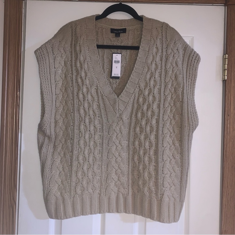 Lea & Viola Tan V-Neck Sweater with Cable Knit
